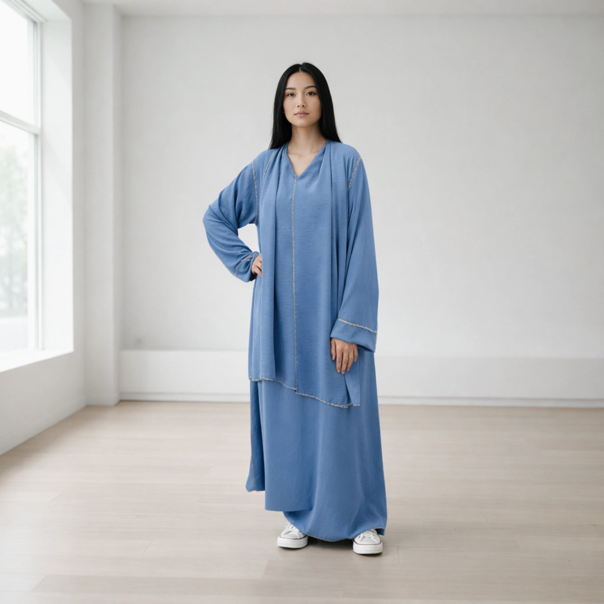 Contrast Stitched Crepe Abaya | Elegant Lightweight Everyday Wear