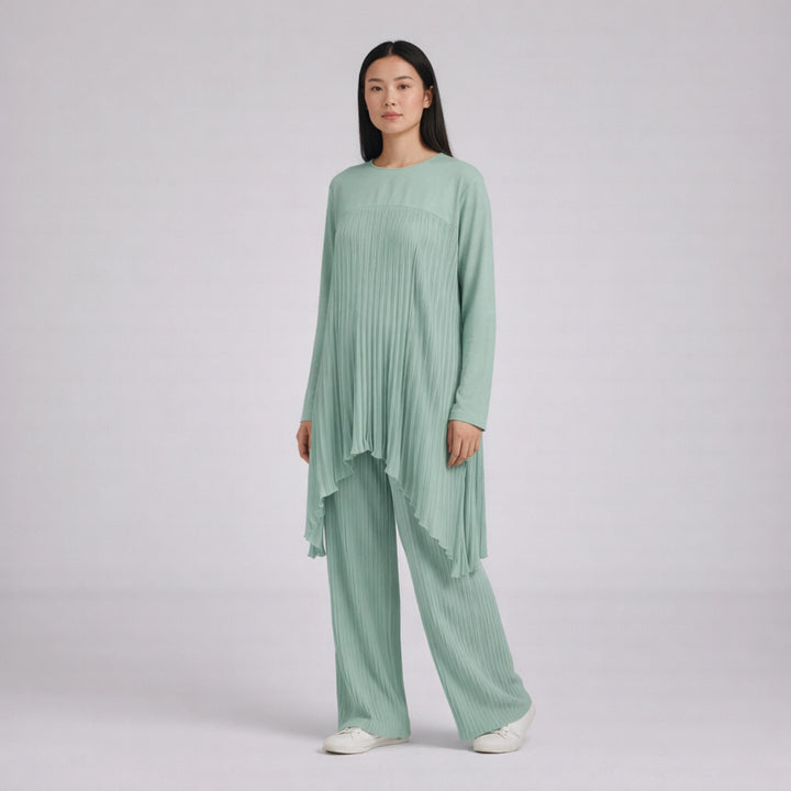 Pleated Co-Ord Set | Elegant Fluid Two-Piece Outfit for Work & Everyday Wear